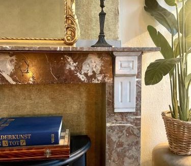 South Antwerp Apartment | The Cozy Room near Park Zuid and Musea