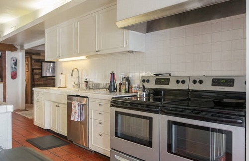 Las Vegas House | The Creative Oasis @6th&FRANKLIN