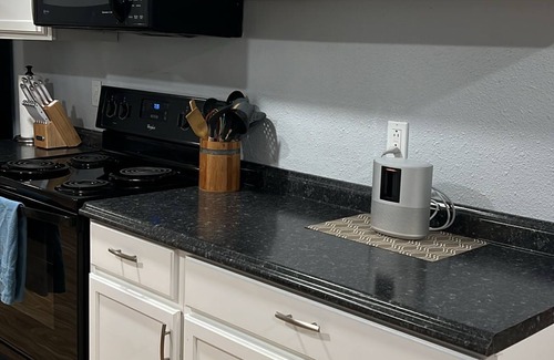 Vancouver House | The Creek House Spacious 4-bedroom house in brilliant Vancouver with WiFi