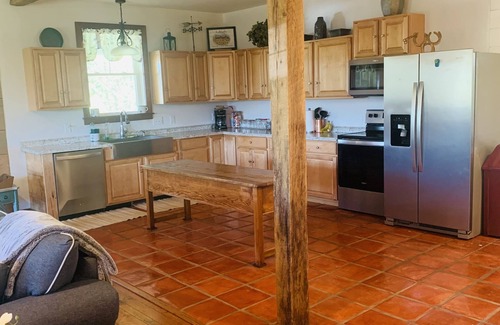Linville House | The Creekside- 10 mins from Harrisonburg