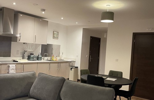 Harlow Apartment | The Crimsons, Godfrey House Edinburgh Way