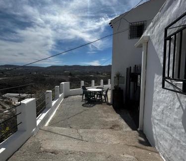 Zujar House | The Crystal Cave