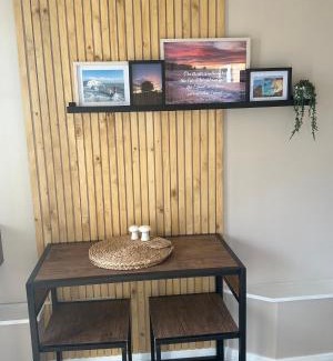 Freshwater Apartment | The Cwtch,Self Contained Coastal Annex Freshwater