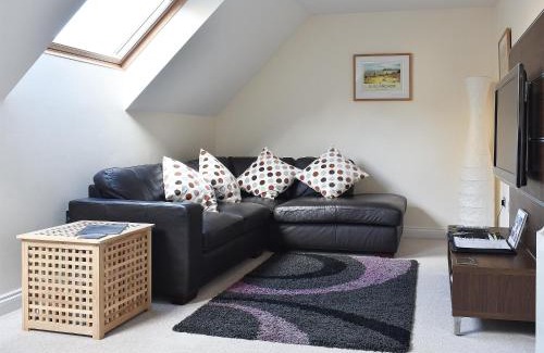 Minehead House | The Dell