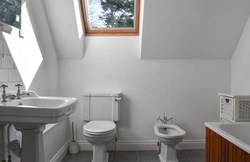Minehead House | The Dell