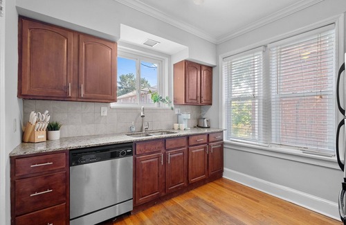 University City House | The Delmar Darling - Walk to Loop + Near Wash U