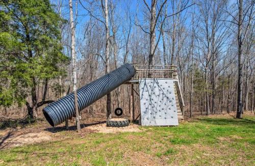 Goodlettsville House | The Den at J-Barn - Secluded Retreat