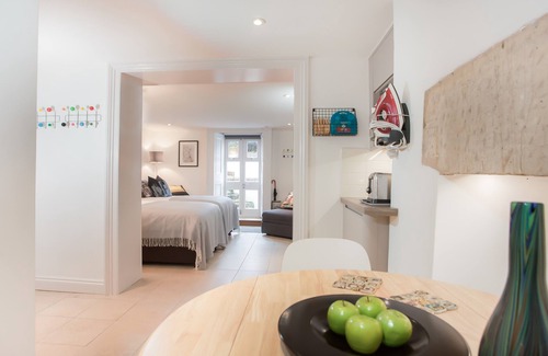 Bath Apartment | The Design Studio