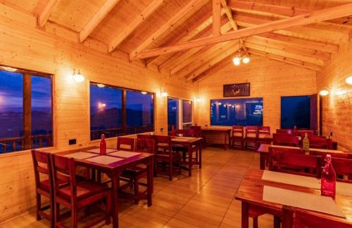 Dhanaulti Hotel | The Devan Wood Resort
