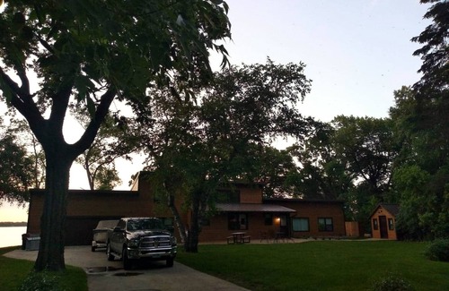 Atwater Cabin | The diamond in Diamond Lake!