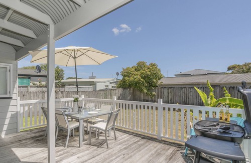 Whitianga House | The Doll's House - Whitianga Holiday Home
