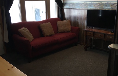 Frontier Apartment | The Downtown Motel