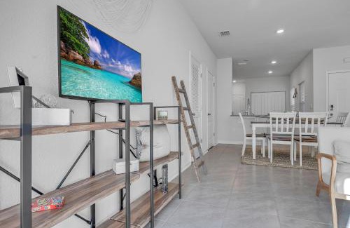 St. Augustine House | The Dunes, 3 BD Home, Pool, Close to Beach, Dog Park