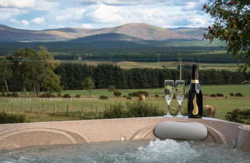 Grantown-on-Spey House | The Eagle's Nest