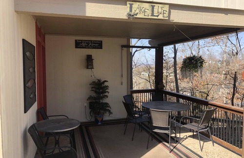 Osage Beach House | The Eagle View is Ready for You! Next to Margaritaville