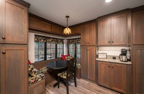 Turkey City House | The Eagles’ View Riverstone Retreat
