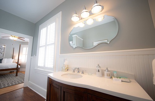 Edenton Bed & Breakfast | The Edenton Collection-Captain's Quarters Inn