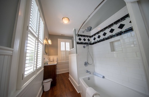 Edenton Bed & Breakfast | The Edenton Collection-Captain's Quarters Inn