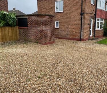 Grimsby Apartment | The Edge in Scartho, with Parking for Vans