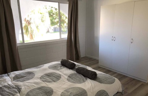 Iluka House | The El Paso Iluka. Sleeps 10