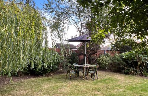 Chatteris Bed & Breakfast | The Elegance