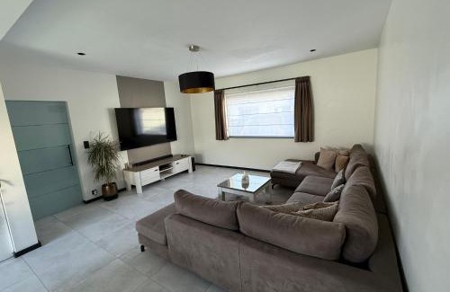 Mechelen Villa | The Elegant Escape