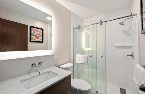 Waterville Hotel | The Elmwood
