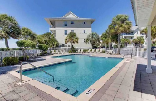 Navarre Beach Condo | The Emerald Cove at the Beach