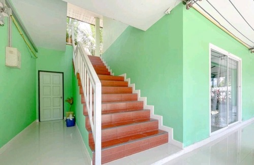 Pa Klok Apartment | The Endless Apartment: 102