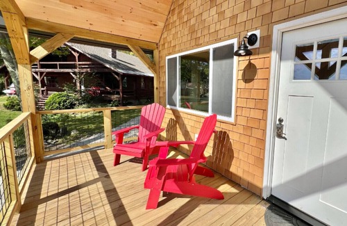 Shawmut Cabin | The Escape | Steps to the Sand