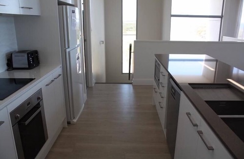 Warrenben House | The Esplanade - Large Modern holiday home with spectacular sea Views