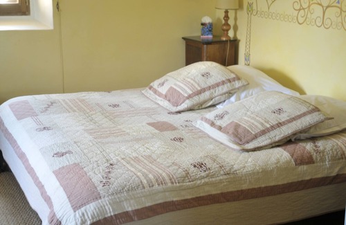 Cascastel-des-Corbieres Cottage | The Estiu: pou cottage 4 to 6 people with private outdoor jacuzzi