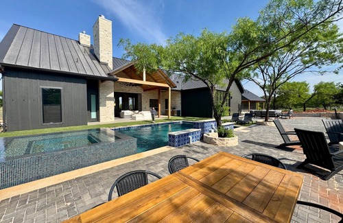 Fredericksburg House | The Estate & Sunday House at the Sanctuary