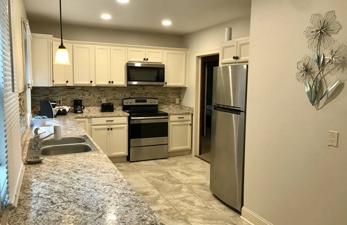 Niagara County Apartment | The Evergreen - Hear the Roar of Niagara Falls - 5 Minutes to Niagara Falls