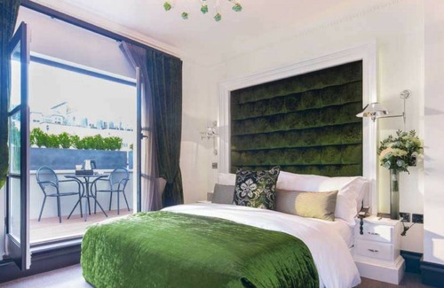 South Kensington Hotel | The Exhibitionist Hotel