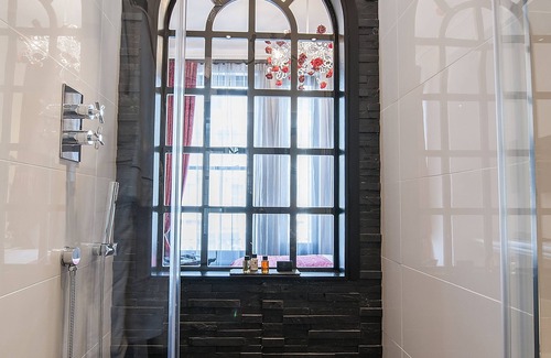 South Kensington Hotel | The Exhibitionist Hotel