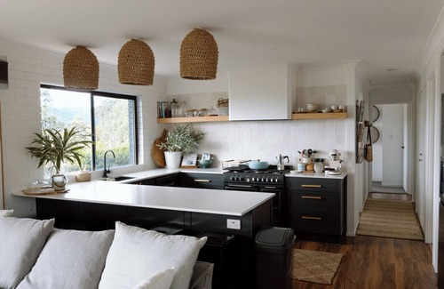 Kidaman Creek House | The Farm@KC - Luxe Farmstay With Breathtaking view