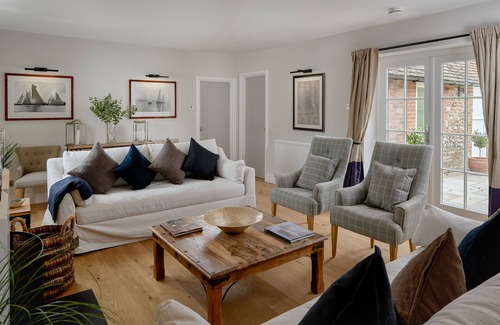 Chichester House | The Farmhouse, Seabeach Farm