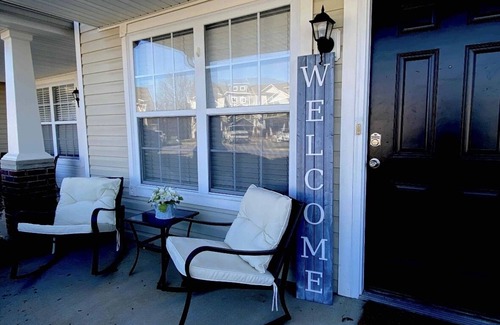 Clarksville Condo | The Farmhouse