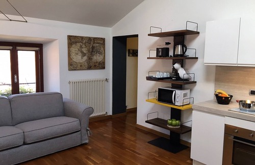 Como City Centre Apartment | The Fascinating Cozy Home Barbagialla is an Apt. in the historic center of Como