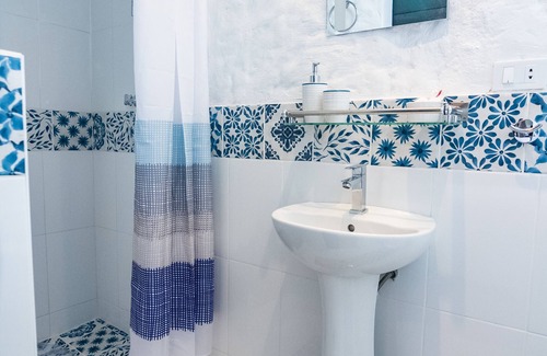 Cayma Bed & Breakfast | The first 100% real Bed and Breakfast in Arequipa, Peru. B&B The Office