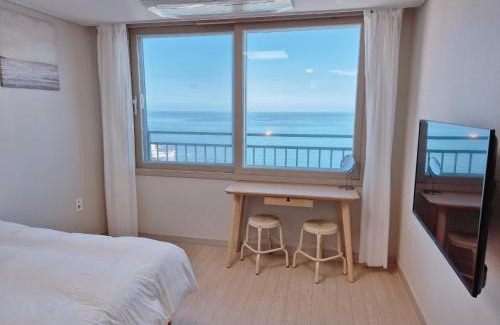 Haeundae Hotel | The First Ocean Songjeong