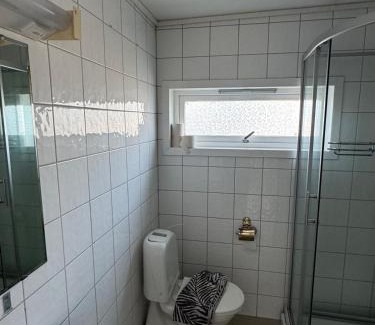 Nautnes House | The Fishermans Wharf