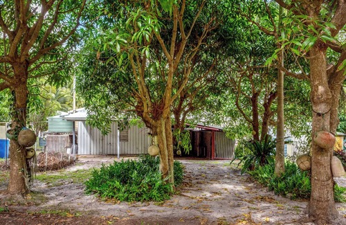 Stockyard House | The Five Rocks Beach Bungalow -Your Off-Grid Coastal Escape – 4x4 Access Only