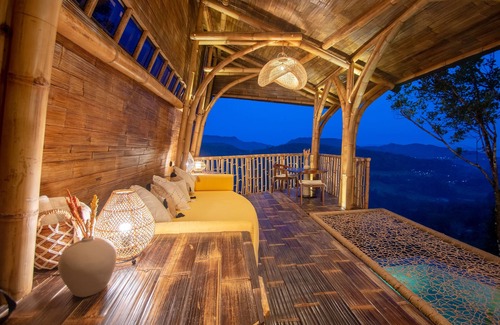 Klungkung Villa | The Floating Treehouse Villa By Avana - A Dreamy Treehouse with a View