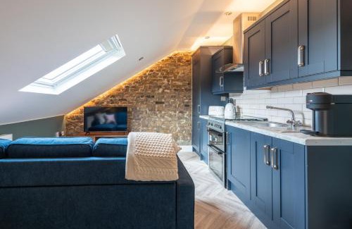 Hanwell Apartment | The Fox Pub & Inn