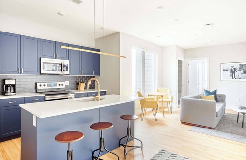 Fishtown Apartment | The Frankford: 1BR Getaway