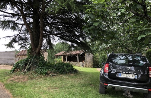 Cuzorn House | The Gîte de Lescarcelle near Château de Bonaguil