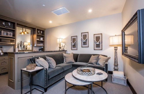 Whitefish Condo | The Galleries Lodging Downtown Whitefish Suite 201 | 1 Bed, 1 Bath