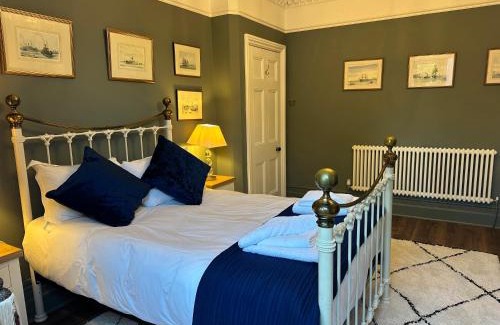 Dorchester House | The Garden Flat